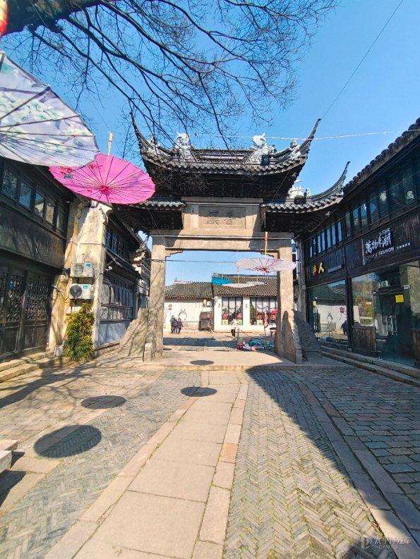 千呼万唤始出来，《仙剑四》今晚开播，女主角番位有争议！